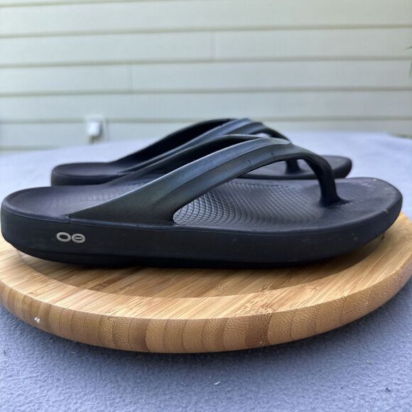 OOFOS Oolala Flip Flop Thong Recovery Sandal Womens Size 11 Black Comfort - Picture 2 of 11